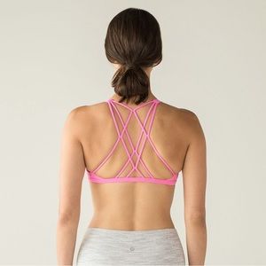 Lululemon Free To Be Zen Sports Bra in Light Pink Size 4